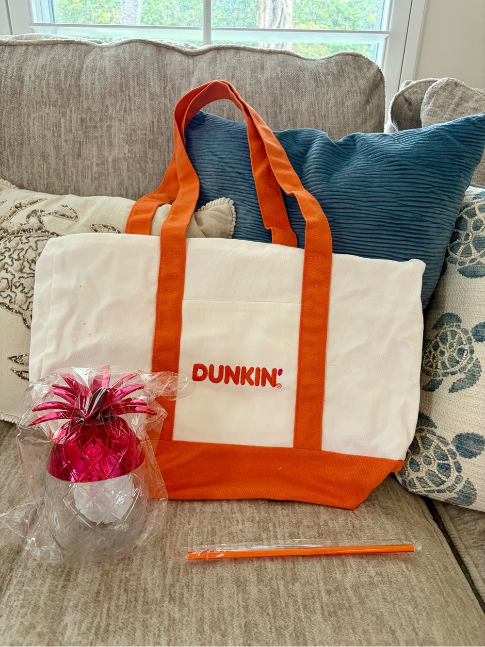 Dunkin Tote Bag large Orange & Dunkin Pineapple Cup 24 Oz 2026 Set New